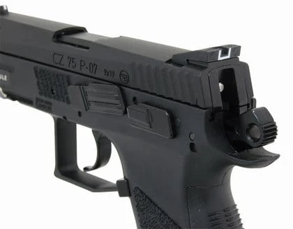 pistolet_wiatrowka_ASG_CZ75_P07_kurek_szczerbinka.jpg